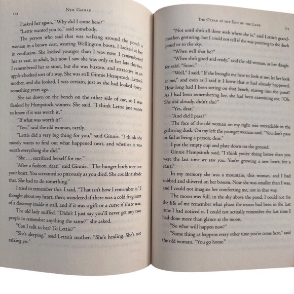 The Ocean At The End Of The Lane Hardcover Book Neil Gaiman Signed First Edition - Picture 13 of 16